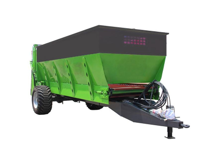 Imetec solid fertilizer spreader