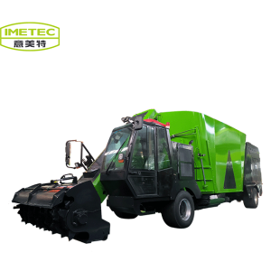 Самоходный кормосмеситель-раздатчик TMR