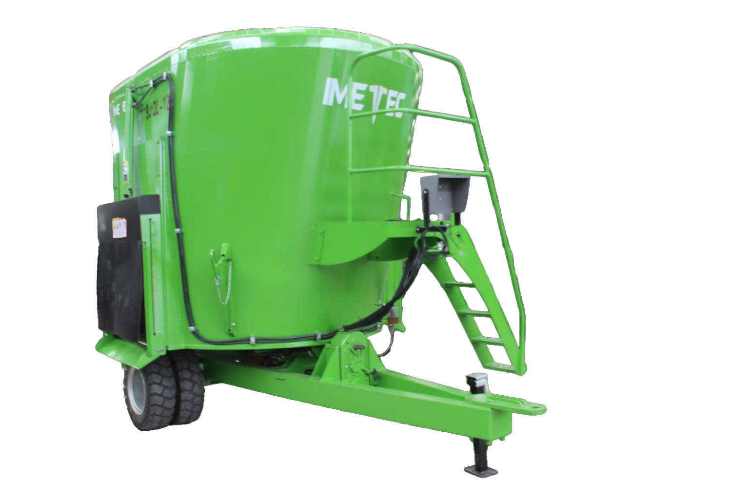 Вертикальный кормосмеситель 6CBM 