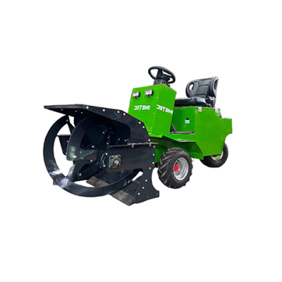 Подталкиватель кормов со шнеком