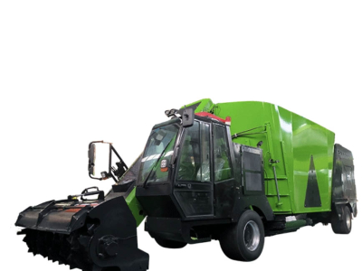 Самоходный кормосмеситель-раздатчик TMR