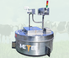 Робот - потолкатель кормов