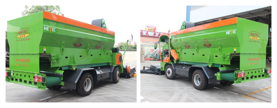 Residue collection machine with spreading Residue collection machine with spreading