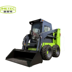 Погрузчик с бортовым поворотом 