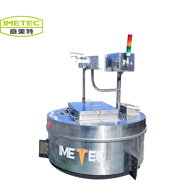 Робот - подталкиватель кормов