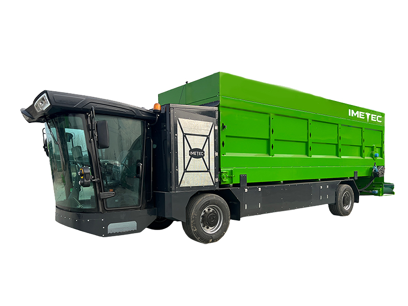 1779324567436157.jpg 最新撒料车.jpg